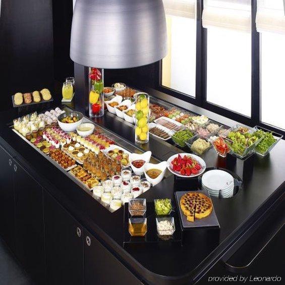 Campanile Calais Otel Restoran fotoğraf